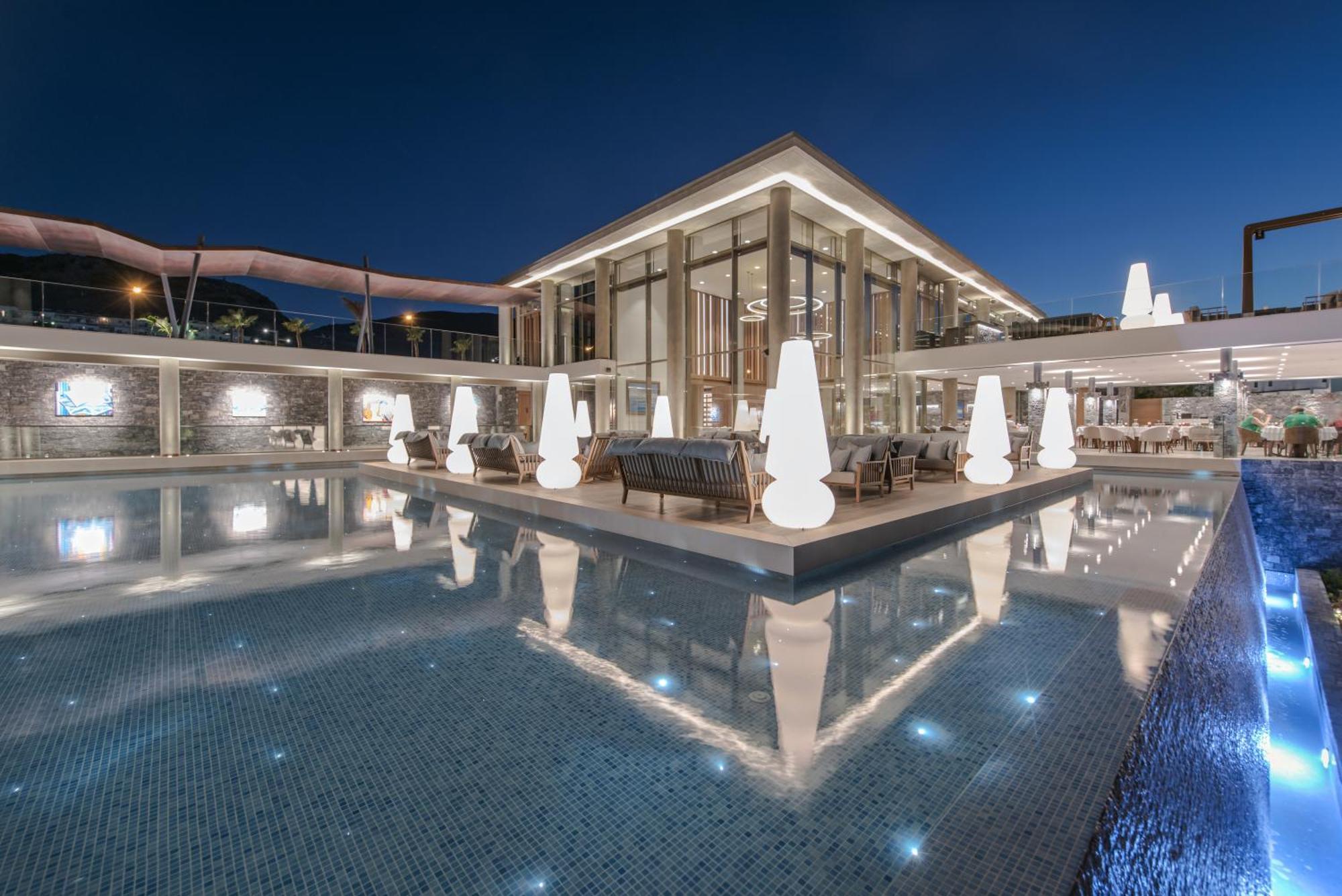 Nana Princess Suites Villas & Spa Hersonissos  Exteriör bild